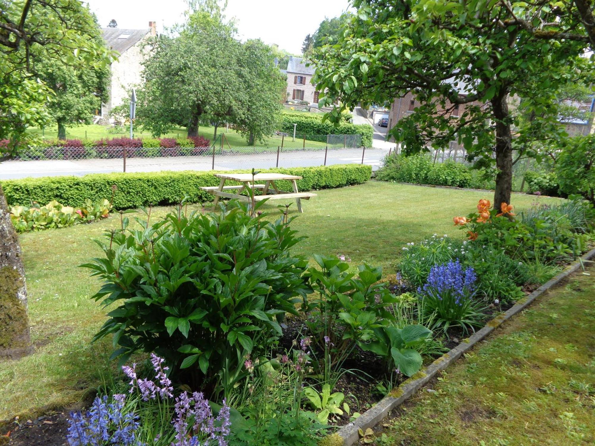 Chez Marraine Villa Nassogne Eksteriør bilde